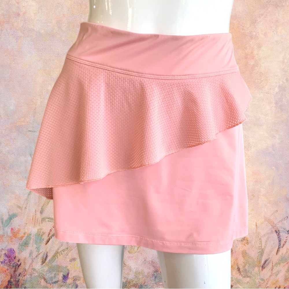 FILA RUFFLE TENNIS, PICKLE BALL, GOLF SKORT. WOMEN’S SIZE MEDIUM